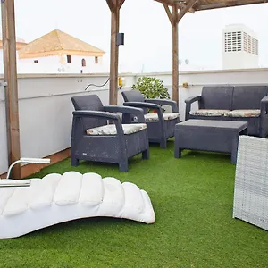 isa-botica-apartments.hotelsincadiz.net/