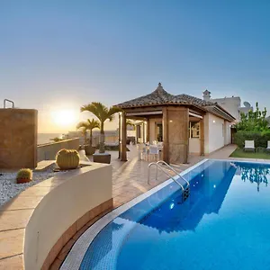 villa-arenas-sunset-suites.tenerifehoteles.net/